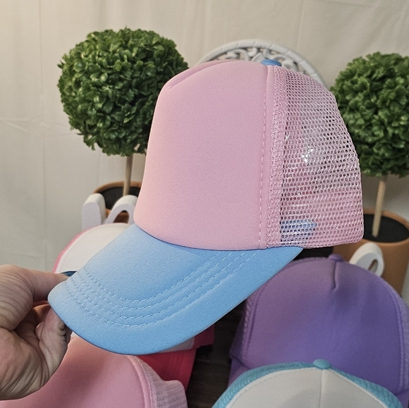 BUNDLE OF FIVE NEW COMPLETELY CUSTOMIZABLE SNAP BACK TRUCKER HATS - Picture 8 of 16